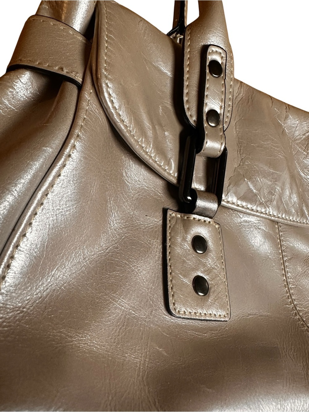 Worthington Y2K Vintage Soho Pearl Metallic Signature Demi Flap Shoulder Bag - Picture 3 of 11
